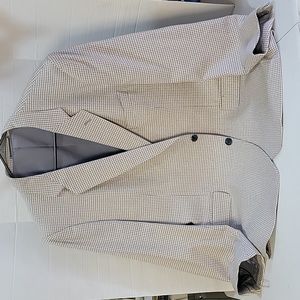 Blazer,sport coat,suit jacket,blueish-gray houndstooth w/navy buttons.